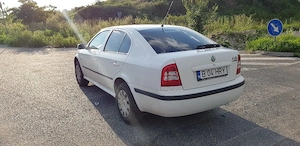 Skoda Octavia Tour 1.6 MPI Benzină   istoric complet, km reali, primul proprietar - imagine 7