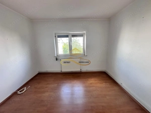De vanzare apartament 2 camere decomandate Nord Bacau - imagine 3
