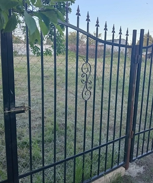 vand teren in pielesti dolj in centru langa primarie - imagine 10