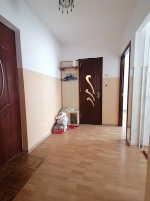 Vând apartament 2 camere - imagine 2