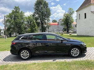 Renault Megane anul F-2018 benzina - imagine 2