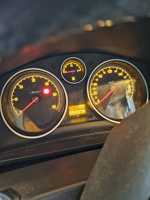 De vânzare Opel Zafira, stare excelentă  - imagine 8