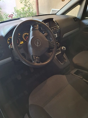De vânzare Opel Zafira, stare excelentă  - imagine 4
