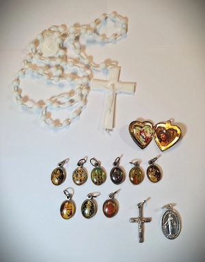 4) Diverse religioase