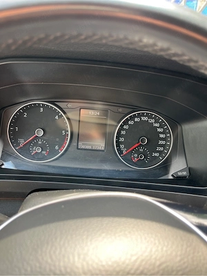 Volskwagen Caravelle T6, 2019, 2.0 Tdi, automat - imagine 9