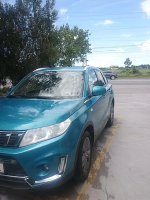 Vând Suzuki Vitara benzină 2019 unic proprietar - imagine 9