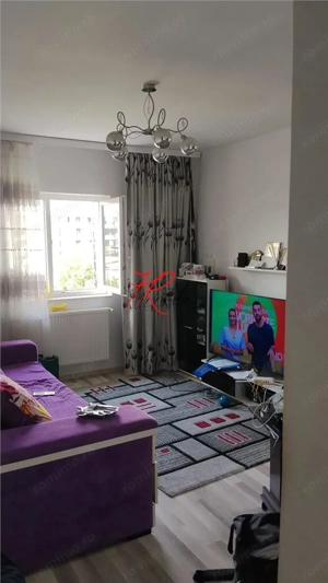 Vanzare apartament 2 camere Aparatori Patriei