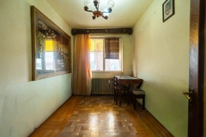 Apartament 4 camere decomandat - bvd. Revolutiei - COMISION 0 - imagine 3