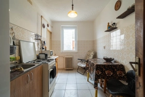 Apartament 4 camere decomandat - bvd. Revolutiei - COMISION 0 - imagine 6