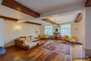 Vila 7 camere,250 mp,semineu,terase,800 mp teren,rezidential  turistic,Predelut,Brasov - imagine 2