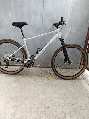 bicicletă adulți ( nu trimit prin curier )
