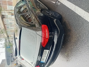 Audi a4 b8 din 2012  4000E
