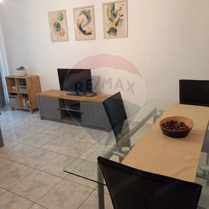 Apartament cu 2 camere de închiriat în zona P-ta Sfanta Vineri