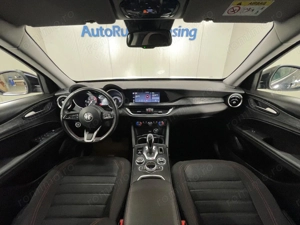 Alfa Romeo Stelvio - imagine 7