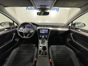 Volkswagen Passat - imagine 8
