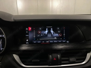 Alfa Romeo Stelvio - imagine 16