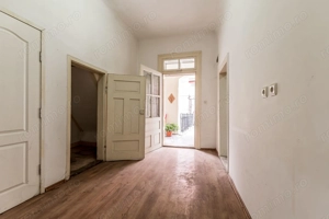 Apartament 2 camere Str. Lucian Blaga, clădire în renovare completa - imagine 7