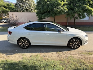 skoda octavia 4,an 2021 benzina 1.0 automata - imagine 6