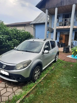 Vând Dacia Sandero 2012 - imagine 2