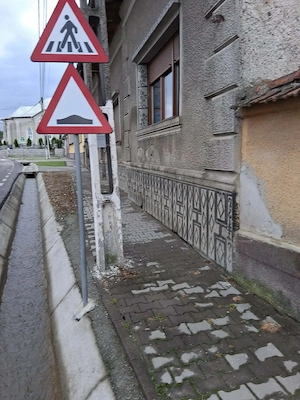 vând casă în comuna Lisa județul Brașov