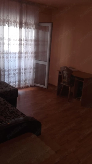 Închiriez apartament 2 camere  - imagine 3