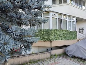 Vând apartament cu doua camere zona Bucium vizavi de pensiunea Novis  - imagine 5
