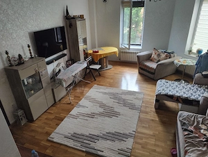 Vând apartament cu doua camere zona Bucium vizavi de pensiunea Novis  - imagine 4