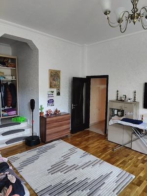 Vând apartament cu doua camere zona Bucium vizavi de pensiunea Novis  - imagine 10