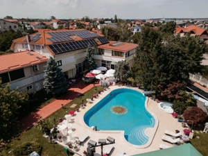 Resedinta premium - Piscina | Teren de tenis | Teren 4000 mp