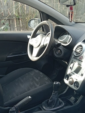 Opel CORSA D 2014,1.3 diesel,bluetooth,navigație,start stop,motor blocat...2000 euro disc! - imagine 3