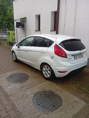 Ford fiesta 2011 - imagine 3