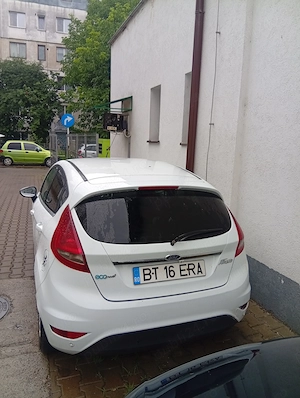 Ford fiesta 2011 - imagine 2