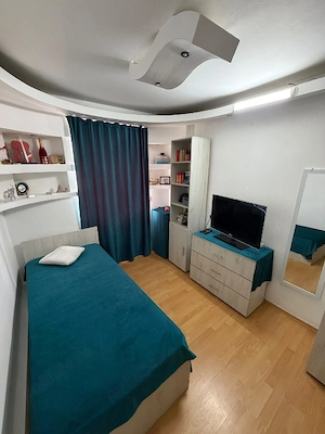 Apartament 4 camere, Craiovița centrala 2 4