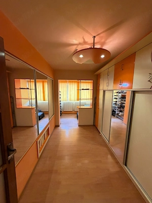 Apartament 4 camere, Craiovița centrala 2 4 - imagine 3