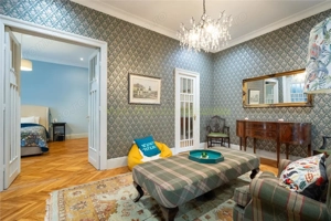 Proprietate rara in vila interbelica | Intrare separata - imagine 2