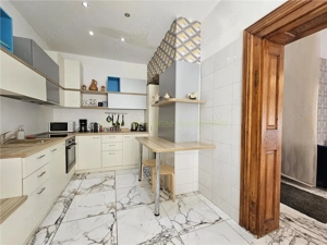 Apartament superb in Centrul Istoric - pretabil regim hotelier - imagine 19