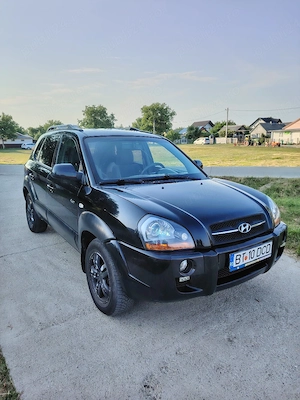 Vând Hiundai tucston 2.0 dizel 140 cp anul 2006 cu 4x4