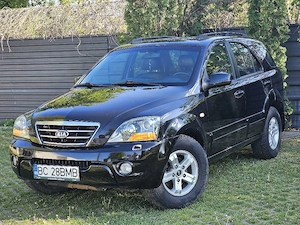Kia Sorento 2.5 CRDi 140 CP | An 2007 | EURO 4 | 4x4 (Opțiune Vânzare la Pachet   Schimburi Flotă) - imagine 3