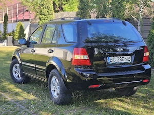 Kia Sorento 2.5 CRDi 140 CP | An 2007 | EURO 4 | 4x4 (Opțiune Vânzare la Pachet   Schimburi Flotă) - imagine 5