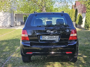 Kia Sorento 2.5 CRDi 140 CP | An 2007 | EURO 4 | 4x4 (Opțiune Vânzare la Pachet   Schimburi Flotă) - imagine 6