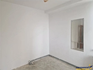 Apartament 3 camere, 90 mp, Centrul Civic Brasov, potential de renovare. - imagine 5