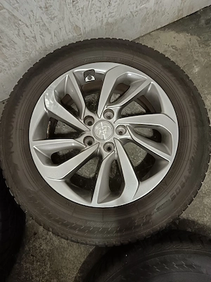 Set jante cu anvelope 225/60/17 iarna prindere 5*114.3 et 51 originale Hyundai,KIA,Mazda,Nissan,Daci - imagine 3