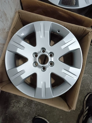 Set jante aliaj nou,prindere 6*114,3, et 30 ,17 inchi  originale Nissan,Renault - imagine 4