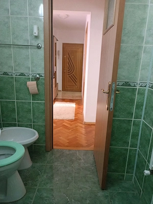 Apartament 2 camere  decomandat model mare amenajat LUX etaj 2 Bucovina - imagine 17