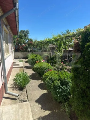 Casa cu garaj si teren + anexe, 100 mp, zona Produlești  - imagine 11