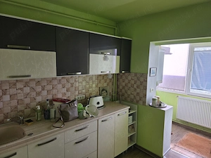 Vand apart 3 camere etaj1 micalaca300  pers fizica - imagine 4