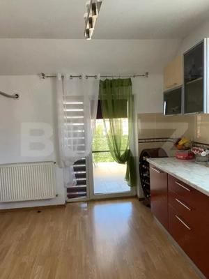 Apartament de vanzare, 4 camere, cu parcare inclusa, Zona de Jos - imagine 8