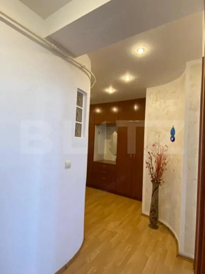 Apartament de vanzare, 4 camere, cu parcare inclusa, Zona de Jos - imagine 10