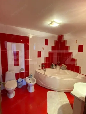 Apartament de vanzare, 4 camere, cu parcare inclusa, Zona de Jos - imagine 6