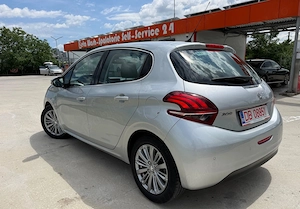 Peugeot 208 1.2 L PureTech Turbo S&S EAT6 Allure - imagine 7